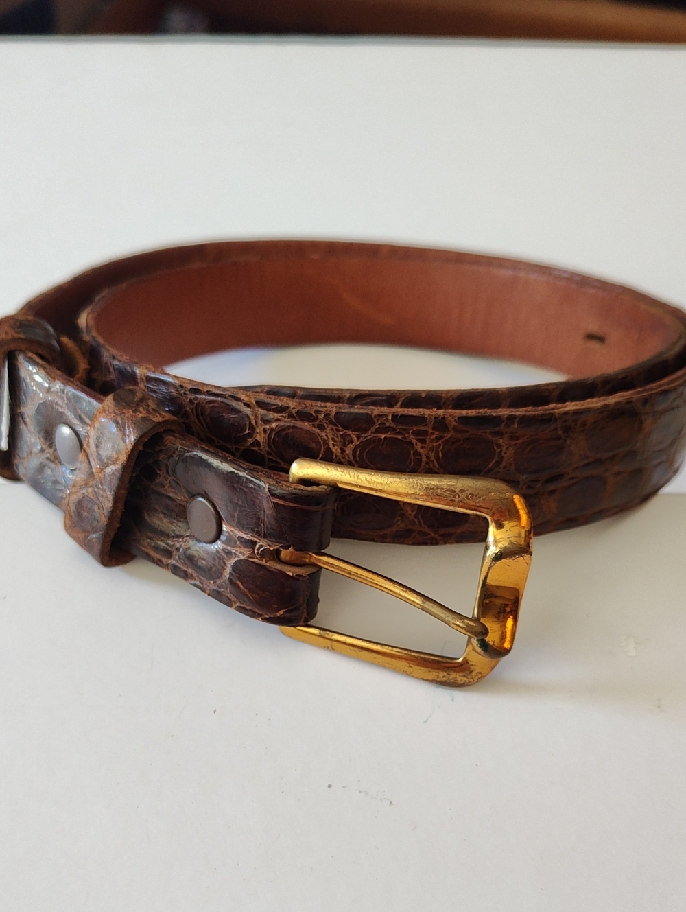 Vintage Macy's CA Brown Alligator Belt with Gold Tone Buckle Size
